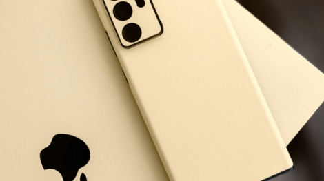 The Lawsuit That Shook Silicone Valley